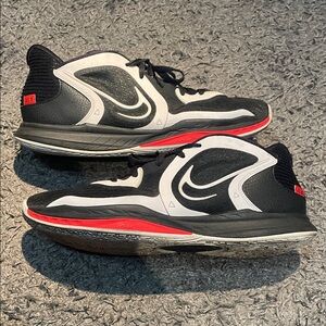 Nike kyrie low 5